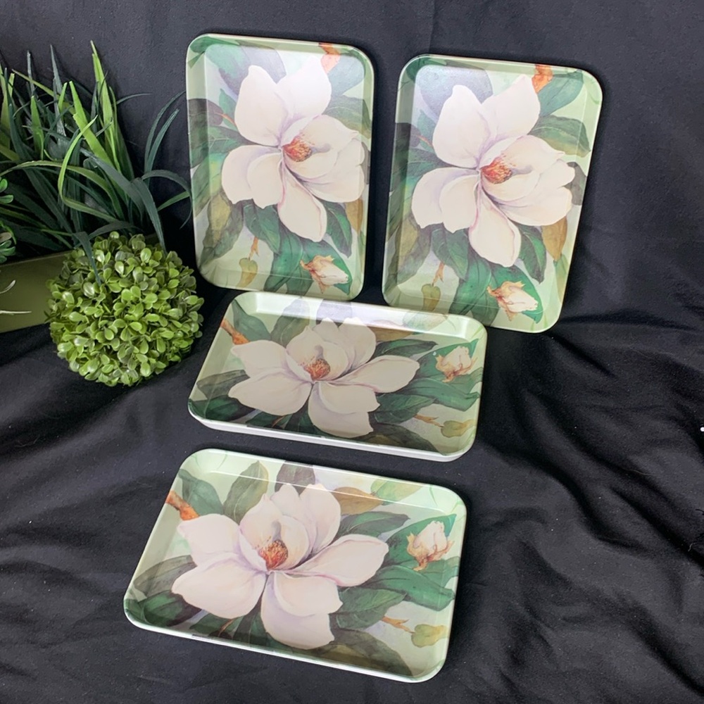 Set of 4 MEDPLUS by R2S magnolia flower melamine tray / trinket dish /snack tray